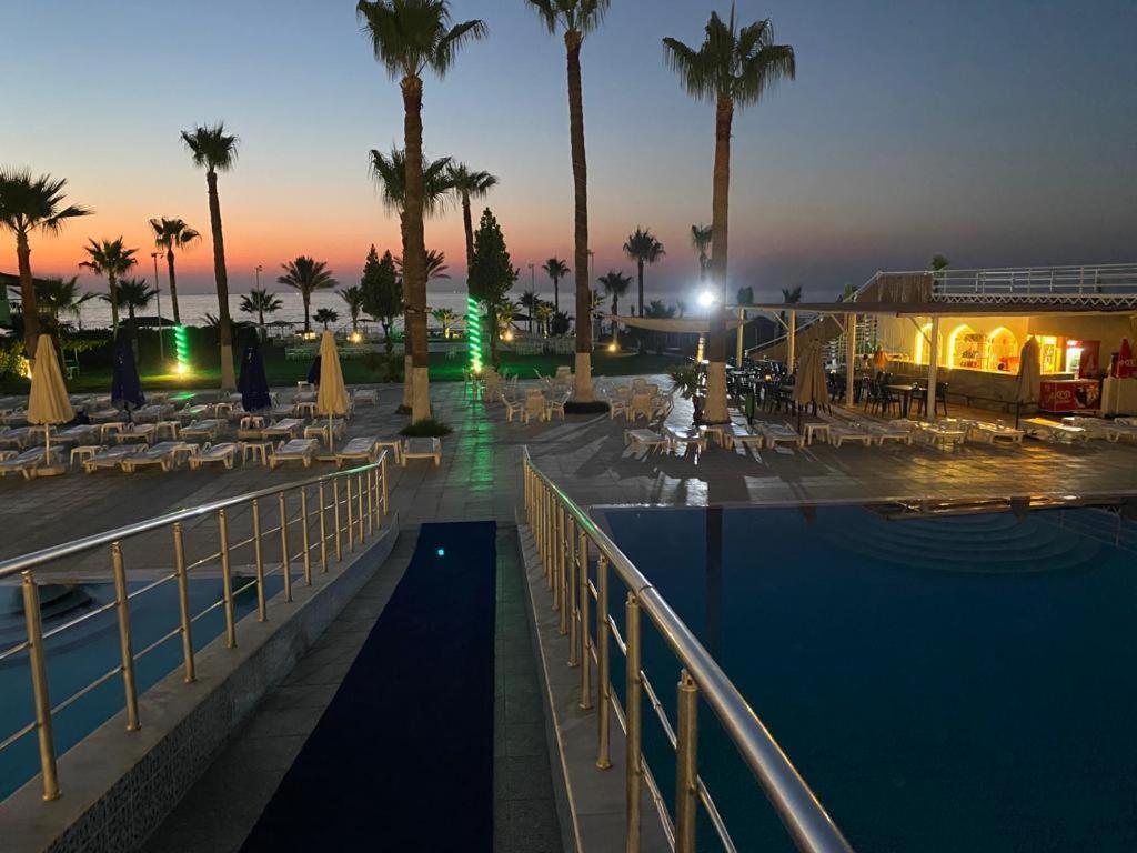 Diva Turka Beach Hotel İskenderun Exterior foto